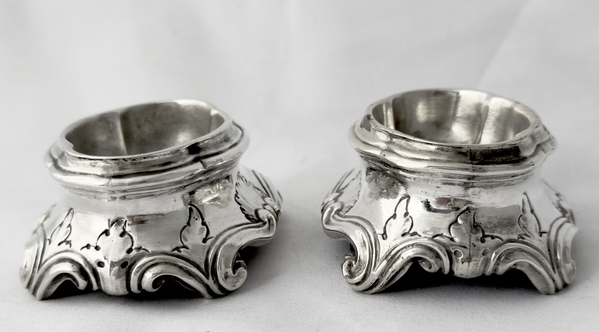 Genoa, 1760–1780, A Pair Of Solid-metal Louis XV Salt Shakers-photo-4