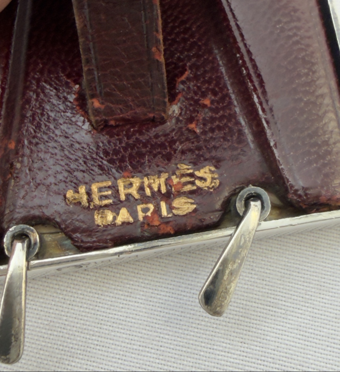 Hermès Paris, 1920s–1930s, Portable Photo Frame Made Of Silver And Leather -photo-1
