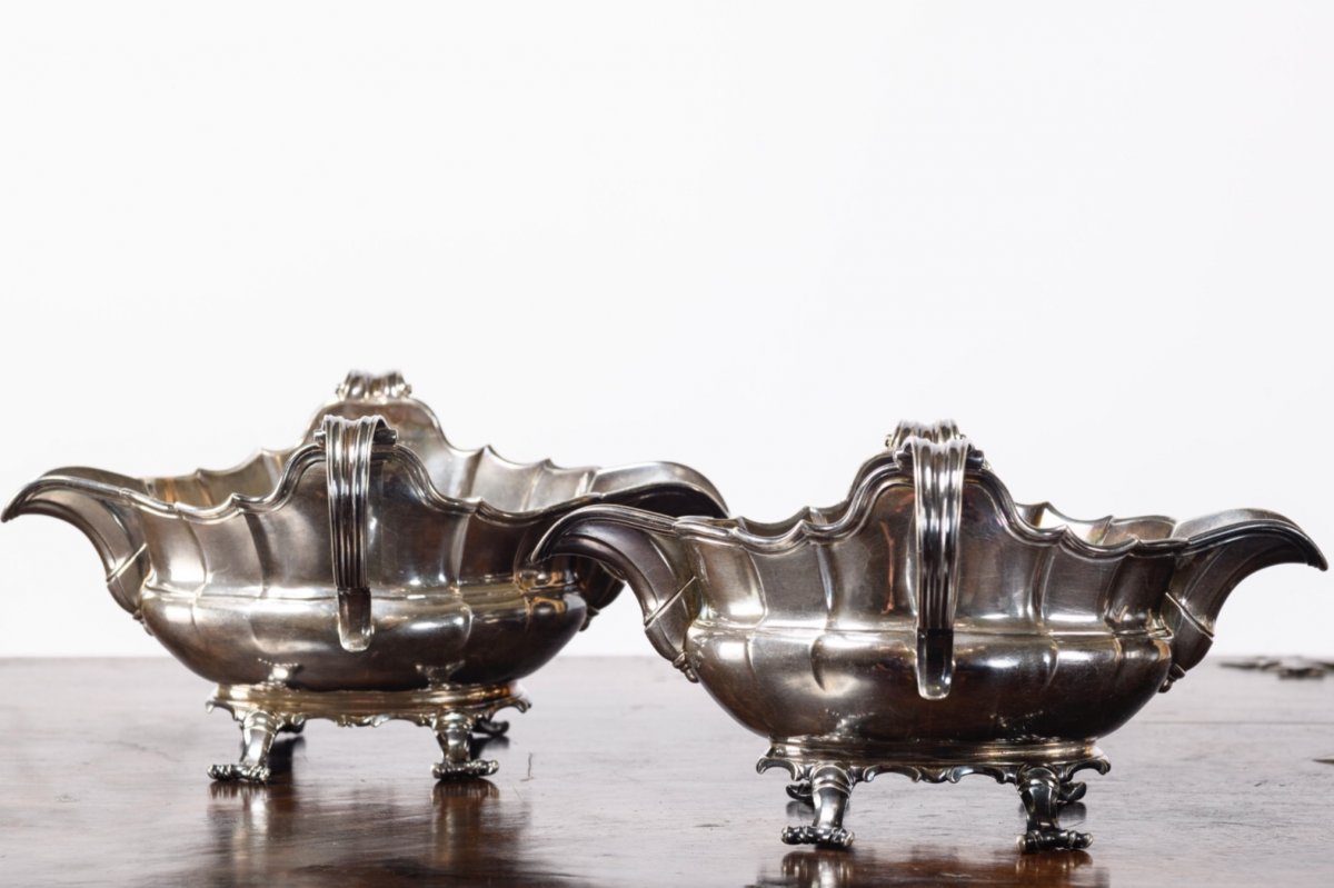 Une Paire De Saucières En Argent Massif, Mons,1757