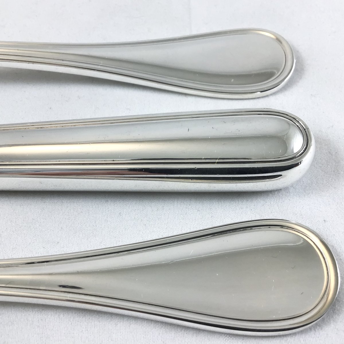 Ménagère Christofle ,modèle Albi ,128 pièces Pour 12 Personnes ,métal argenté