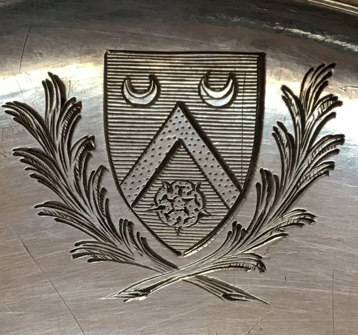 Silver Dish N’y Nicolas Levasseur, Reims 1768, Coat Of Arms Chossat De Montburon -photo-8
