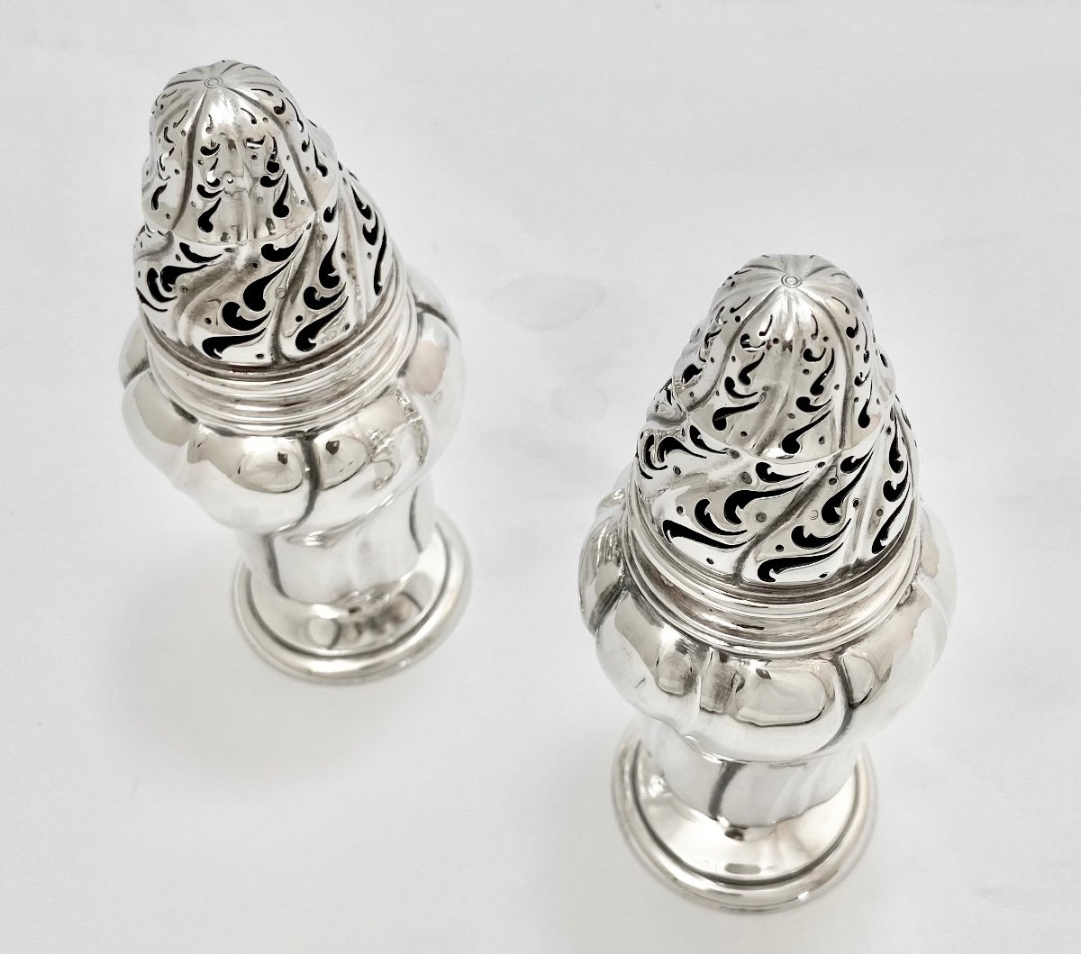 Pair Of Louis XV  Casters, Sterling Silver, Altenloh For Matelot In Liège 1900-1930-photo-3