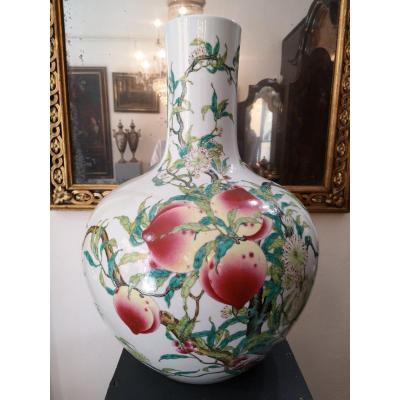 Large Porcelain Vase, China