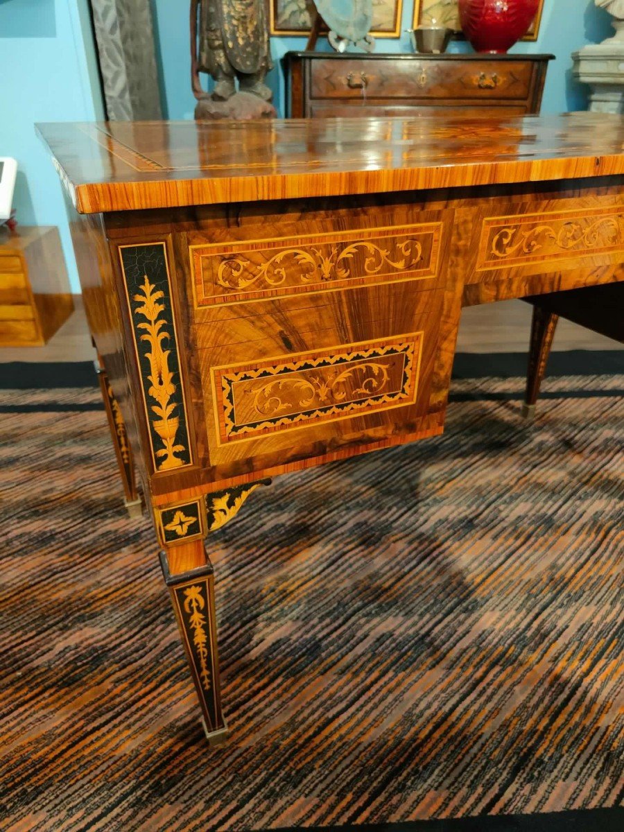 Important And Rare Centre Desk Louis XVI-photo-3