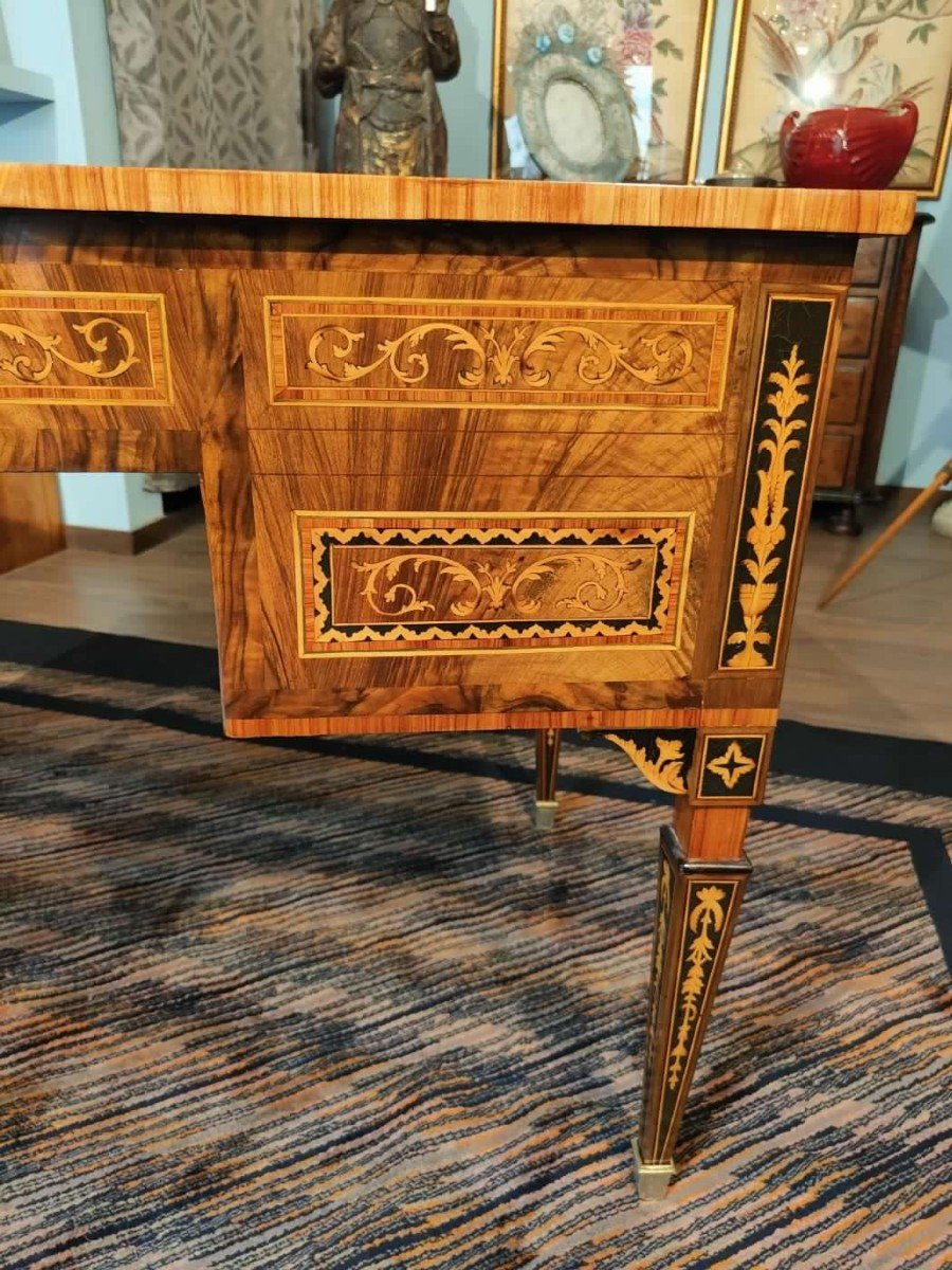 Important And Rare Centre Desk Louis XVI-photo-4