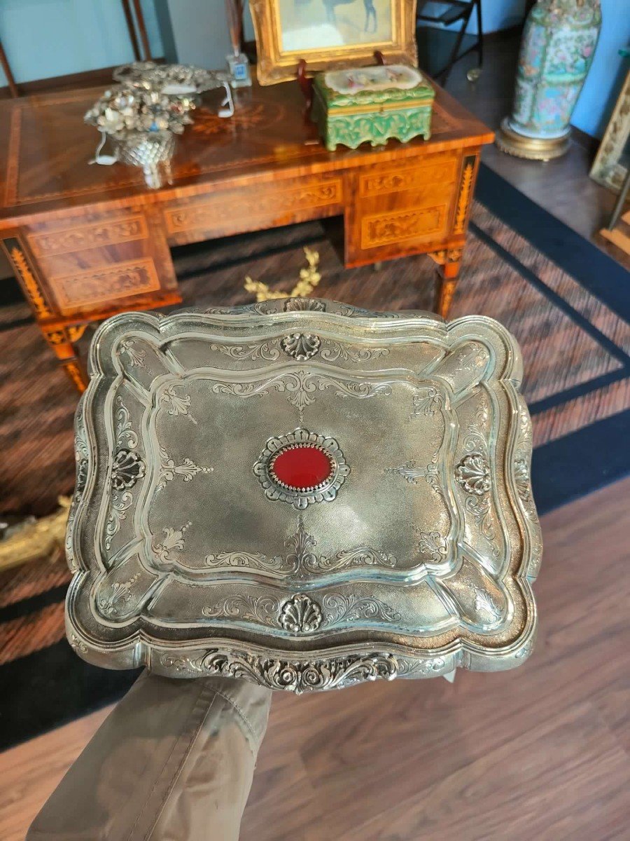 Grande Boîte En Argent