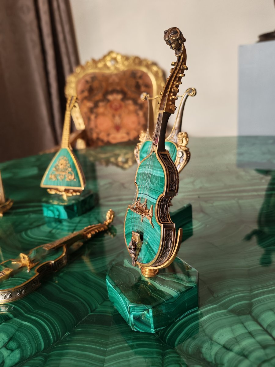 Ensemble de magnifiques instruments de musique en malachite et argent-photo-3