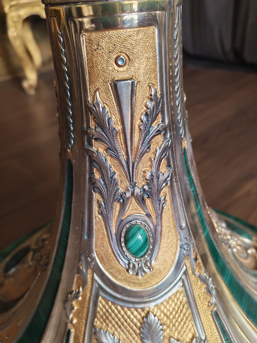 Important  Table en malachite, argent et vermeil-photo-5