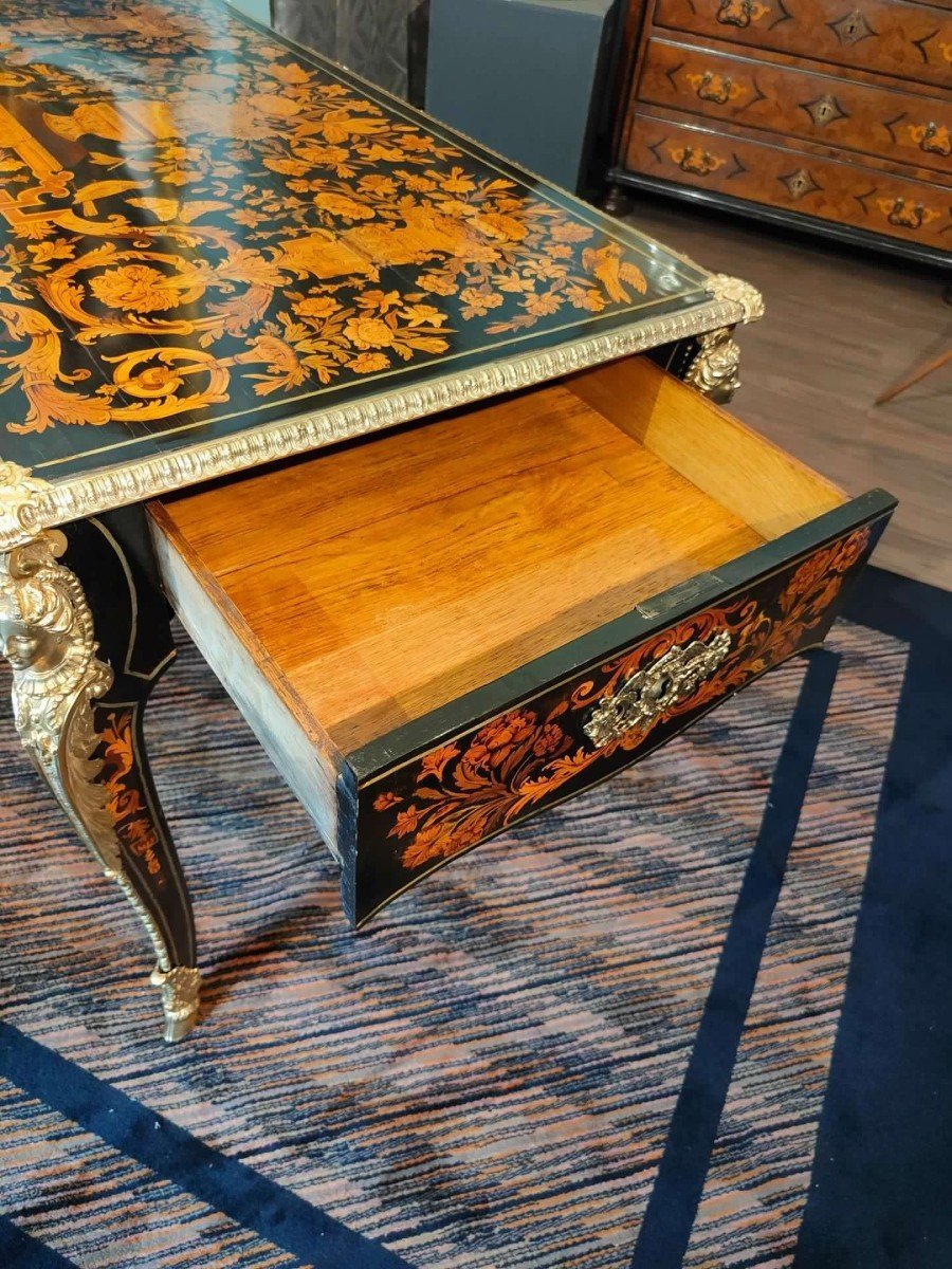 A Fine Rectangular Desk, Intricately Inlaid With Various Types Of Wood-photo-4