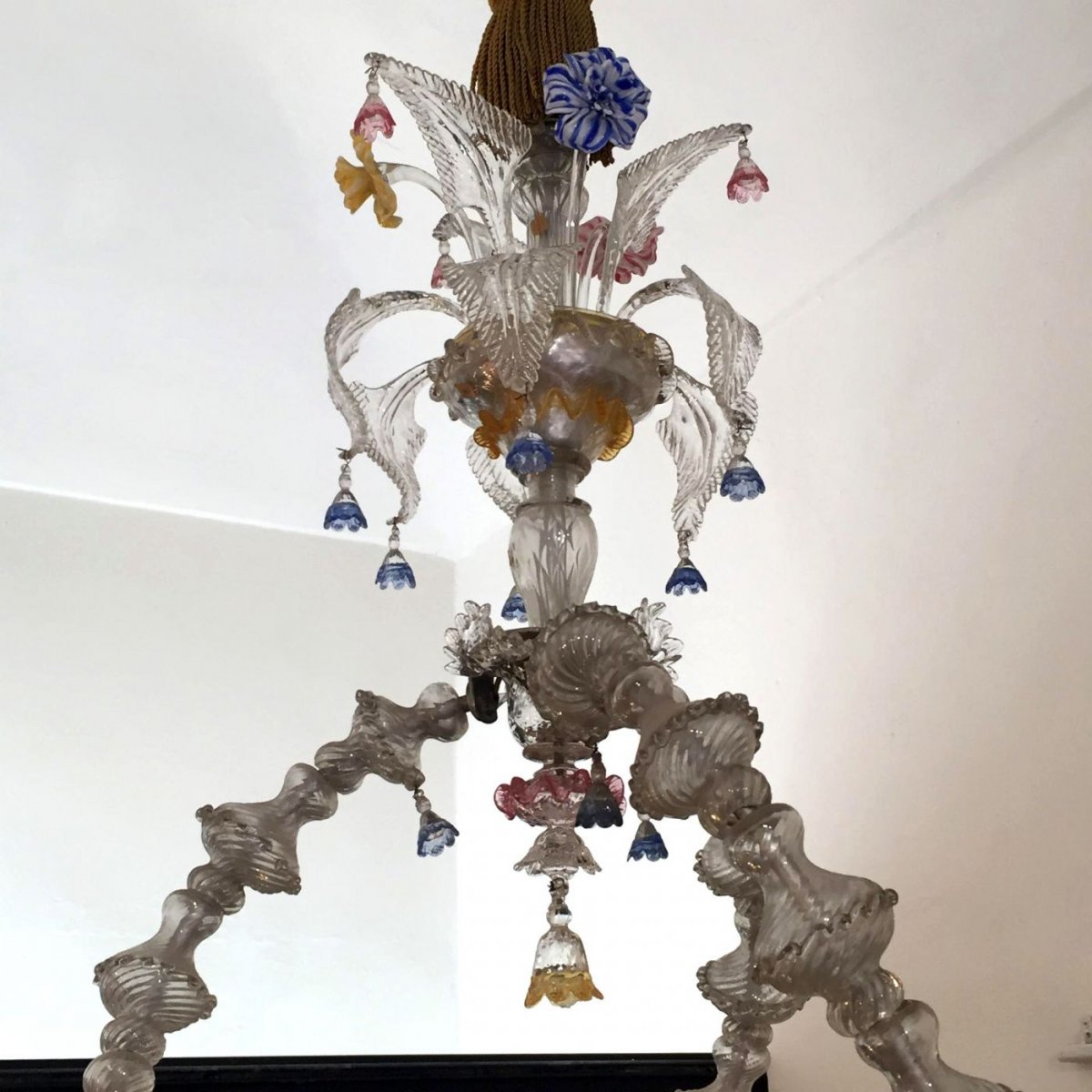 Large Murano Glass Chandelier With 12 Lights-photo-2