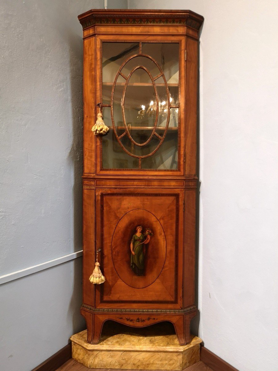 Vitrine d'Angle, Angleterre, XIXe Siècle