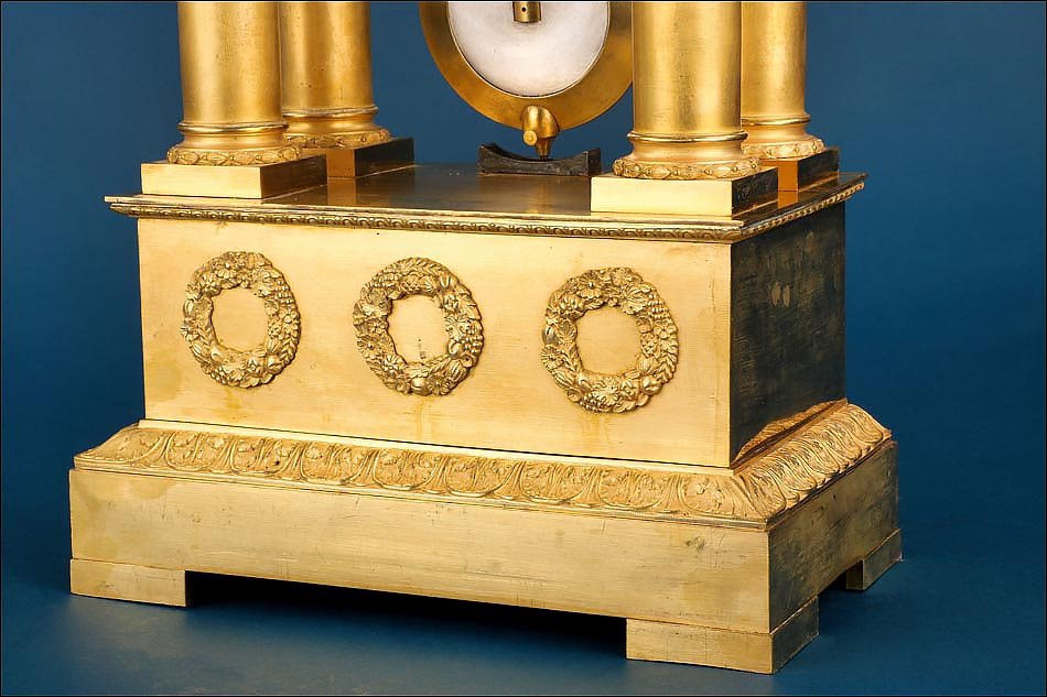 Large Antique Gilt Bronze Portico Clock. 23 In. France, 19th Century-photo-3