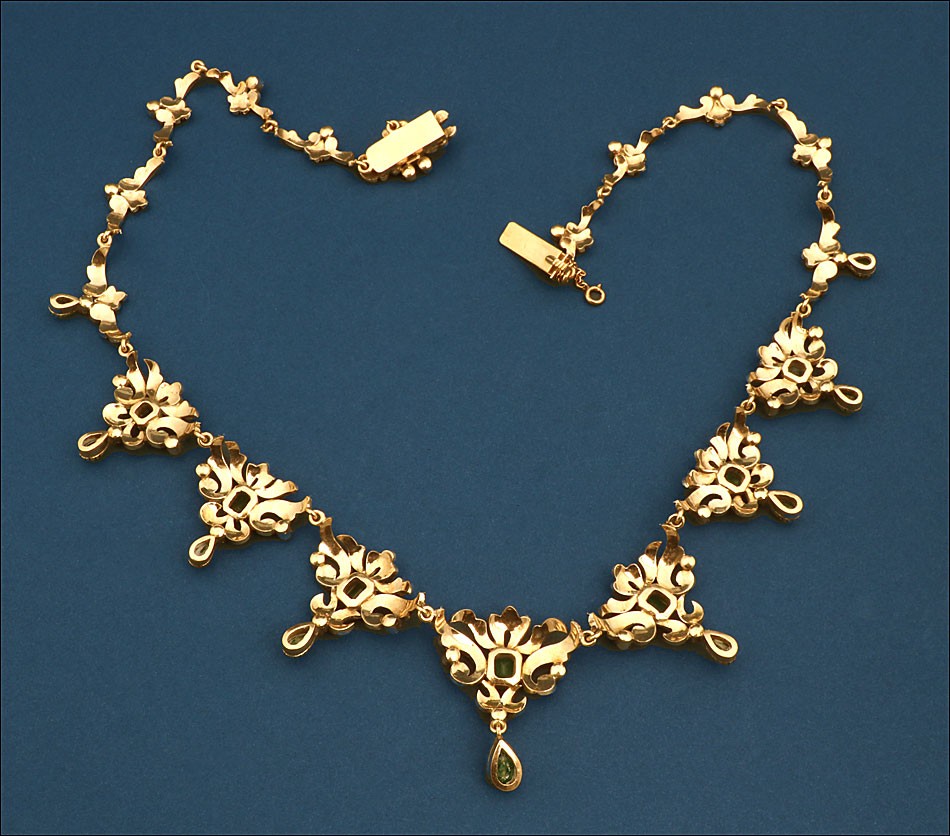 Collier vintage en or 18K avec 9 émeraudes et 250 diamants, vers 1950-photo-8