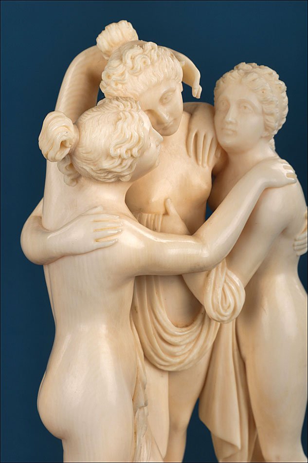 Ancienne sculpture française en ivoire des Trois Grâces. France, 1850–1890-photo-2