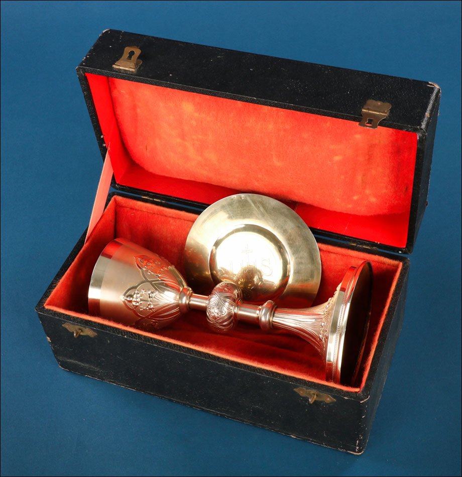 Ancien Calice et Patène en Argent Doré avec Écrin. France vers 1900-photo-8