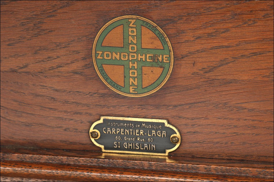 Antique Zonophone Mod. 3 (hvo) Gramophone, England. 1919 - 1921-photo-4