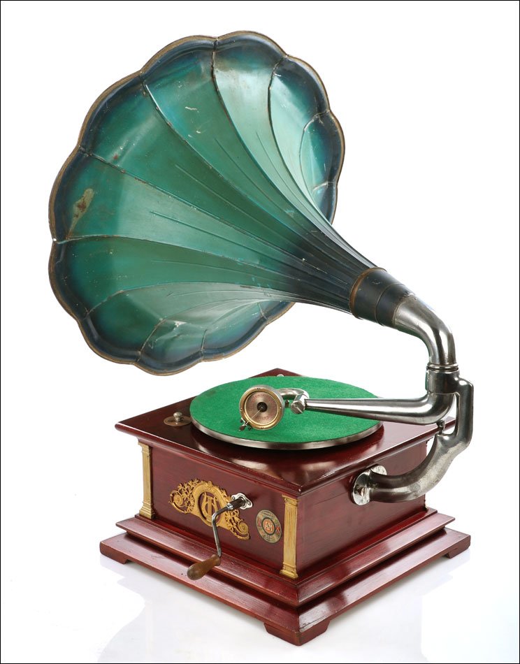 Antique Spanish Gramophone-phonograph By  Serrano Y Arpí, Barcelona, Spain Circa -photo-2