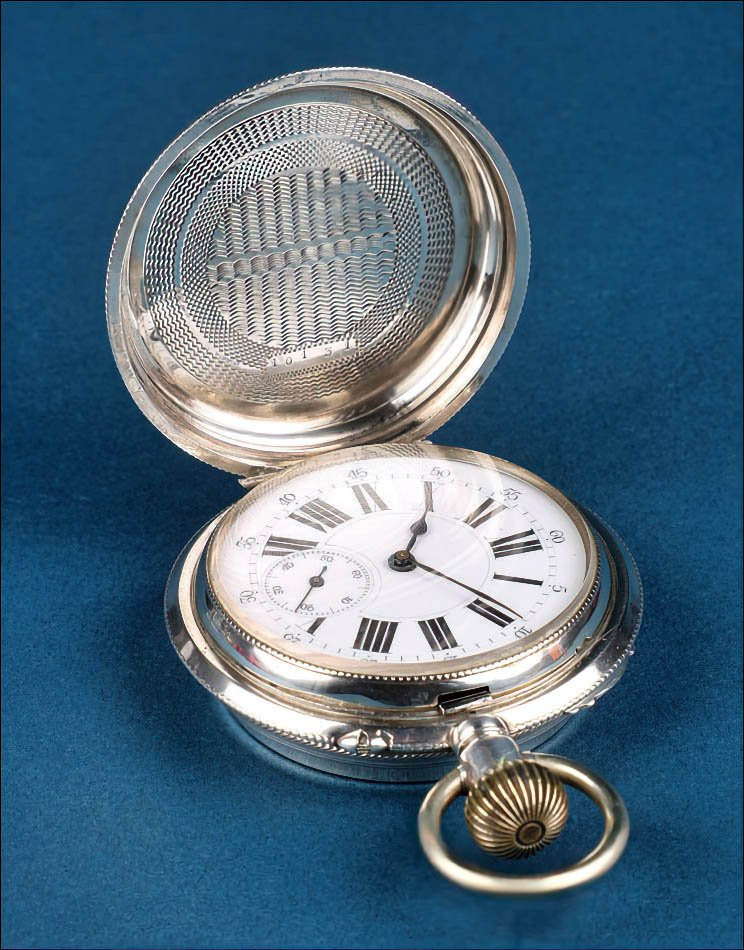 Ancienne Montre à Gousset ou de Poche avec Boîtier Argenté Gravé. Suisse, 1880–1890-photo-4