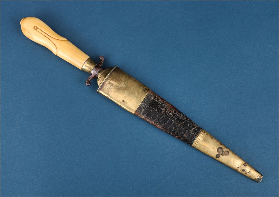 Spain. Antique Defensive Knife Or Dagger. Ivory Hilt. 19th Century-photo-3