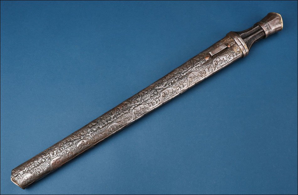 Tibet. Antique Tibetan Short Sword With Dragon-decorated Scabbard. 19th Century-photo-4