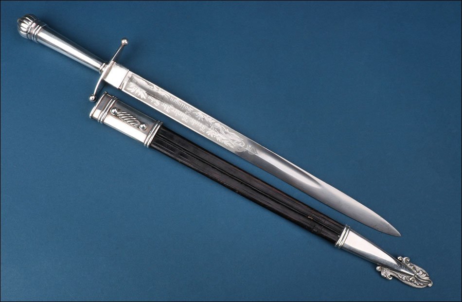 Italie–Allemagne. Ancienne épée de chasse de luxe avec poignée en argent. Vers 1900-photo-2