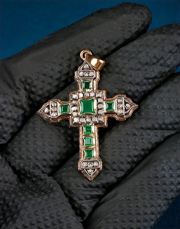 Ancienne Croix de Poitrine en Or 18K avec Émeraudes et Diamants. Espagne, vers 1900-1920-photo-1