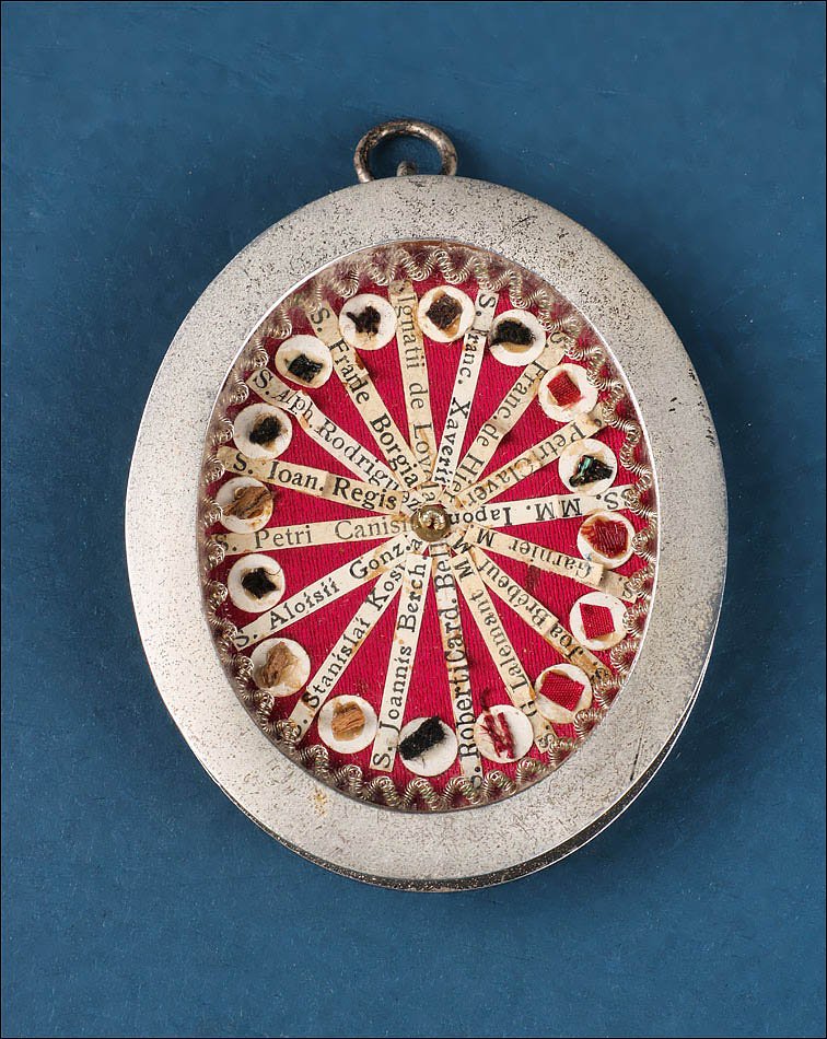Ancien Reliquaire Jésuite avec 16 Reliques de Saints et Martyrs-photo-2