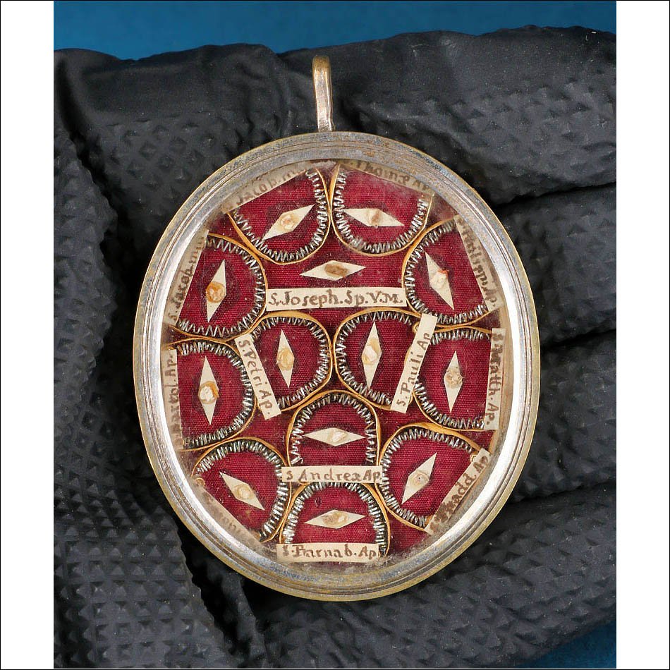 Ancien Reliquaire avec Reliques des 12 Apôtres et Saint Joseph, XIXe s.