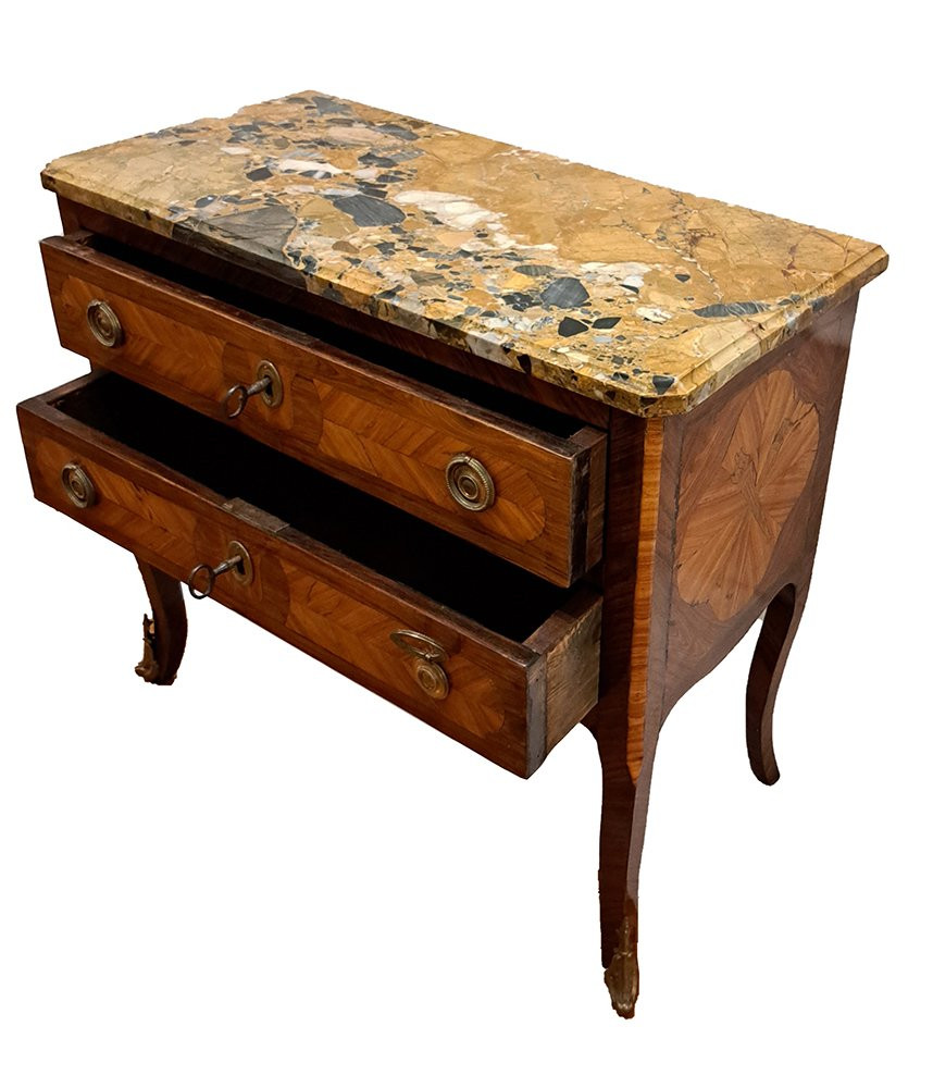 Piedmontese Chest Of Drawers-photo-2