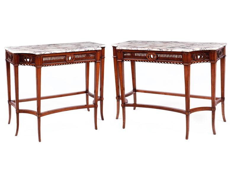 Paire de consoles à plateau en marbre