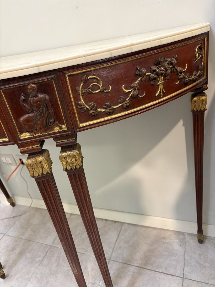 Console demi-lune à six pieds en bois laqué et doré-photo-2