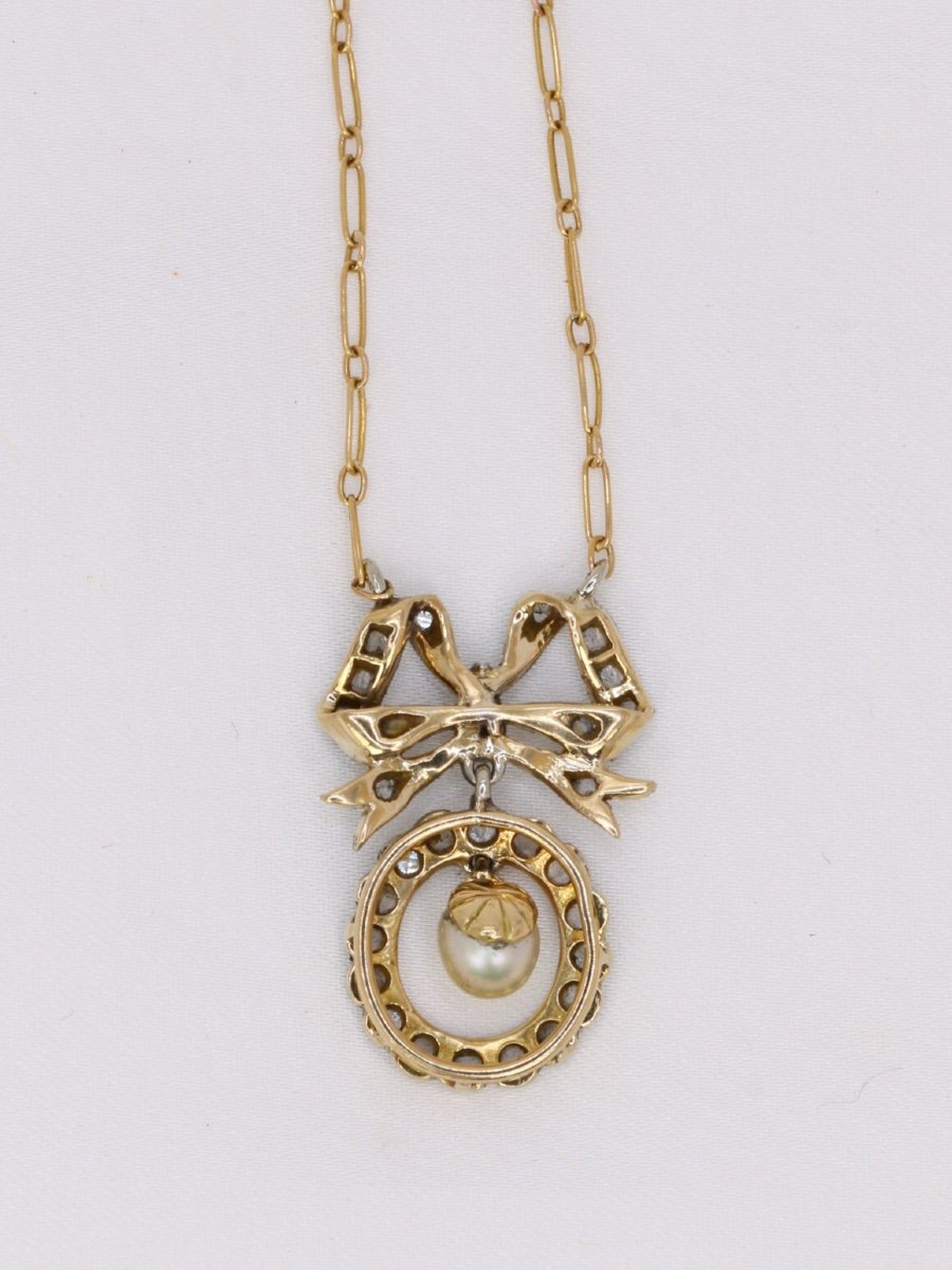 Belle Epoque Knot Necklace In Gold, Diamonds And Fine Pearl-photo-2