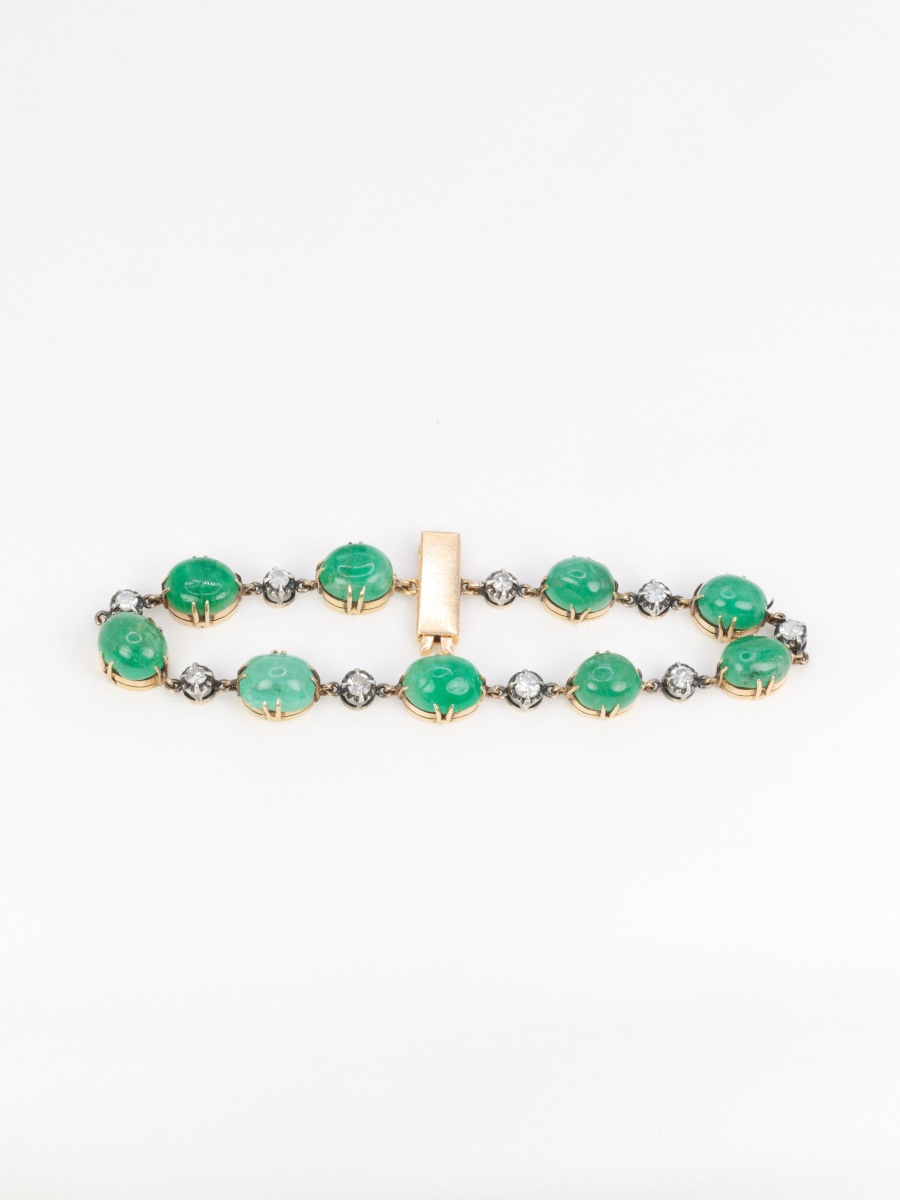 Antique Bracelet With Emerald Cabochons And Yellow Gold Diamonds-photo-2