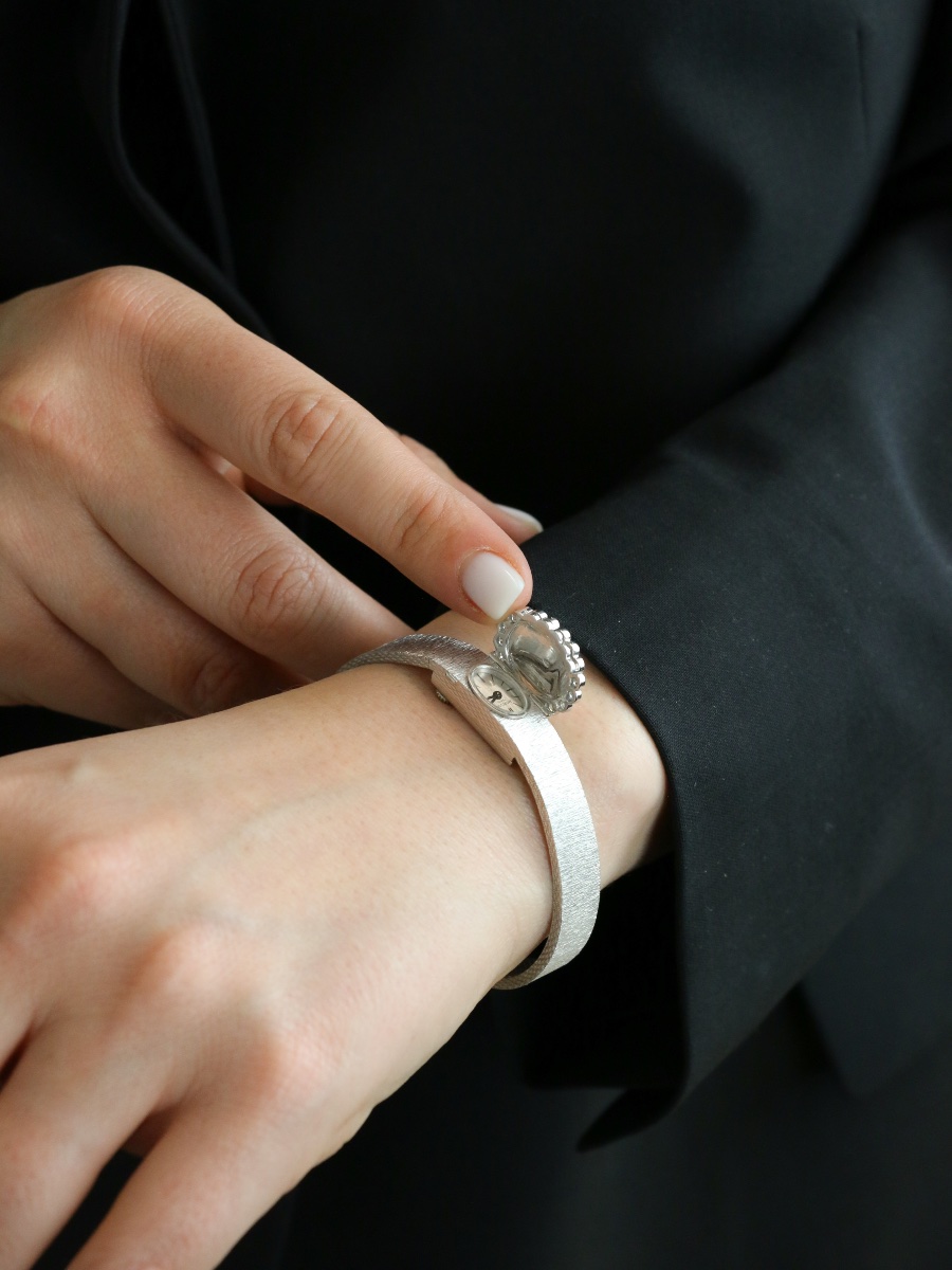 Andre Col Secret Watch White Gold Diamonds-photo-1