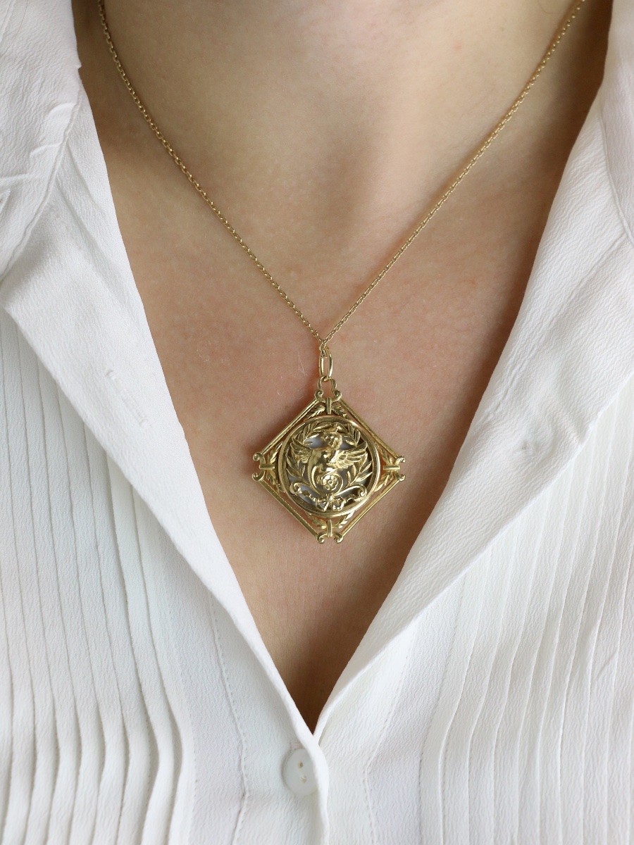Pendentif Chimère Art Nouveau or jaune nacre-photo-1