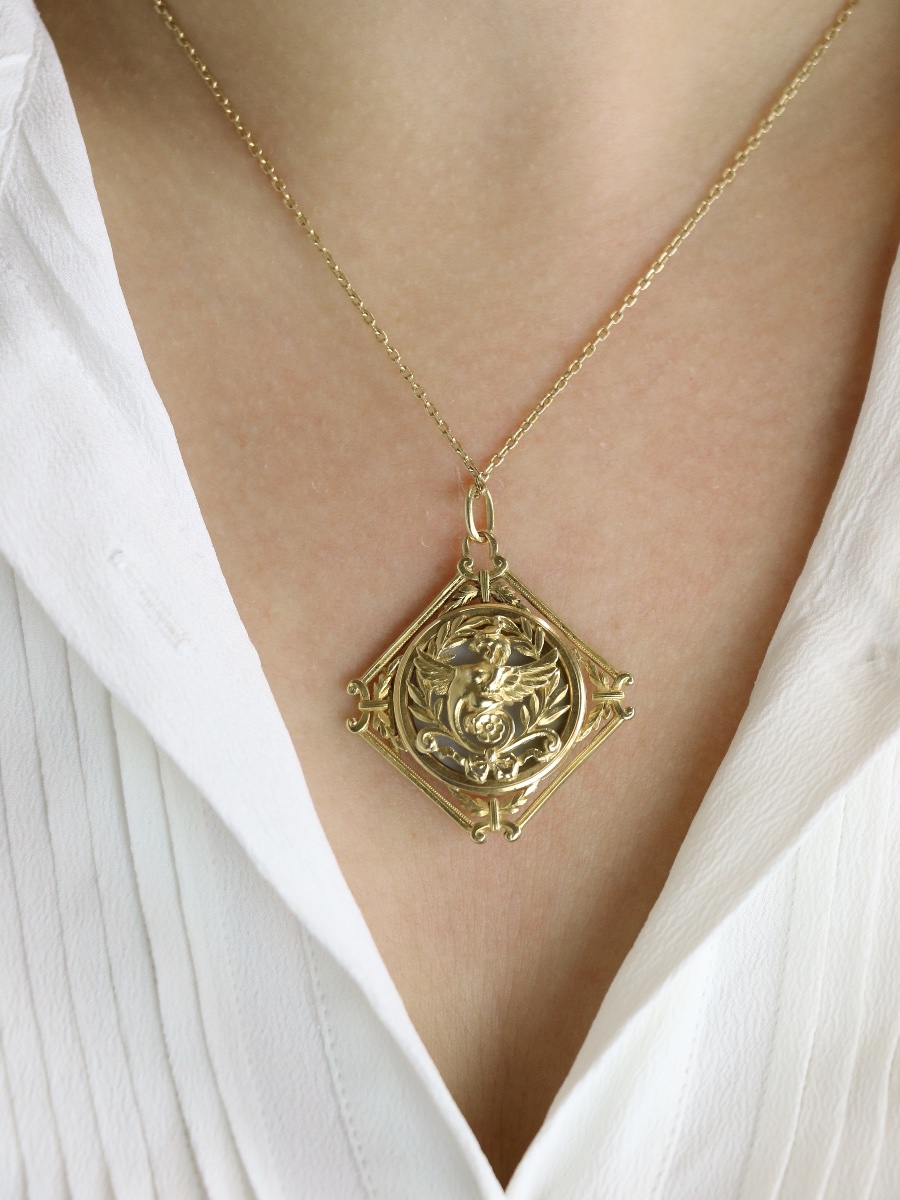 Pendentif Chimère Art Nouveau or jaune nacre-photo-3