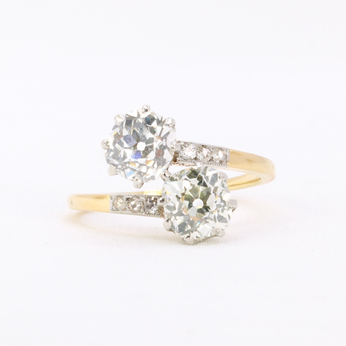 Bague ancienne toi et moi diamants taille ancienne 2,60 carats