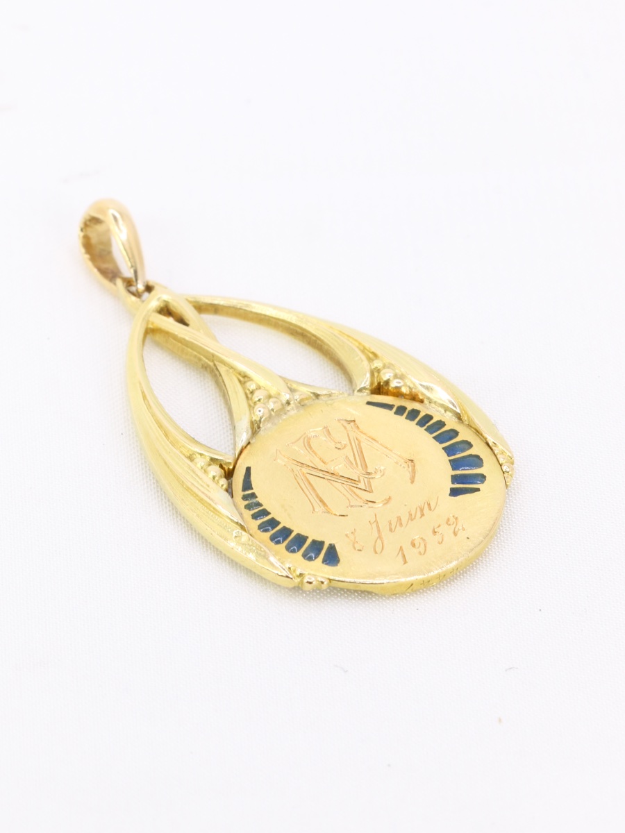 Médaille Art Nouveau Vierge de profil or jaune émail plique-à-jour bleu-photo-4