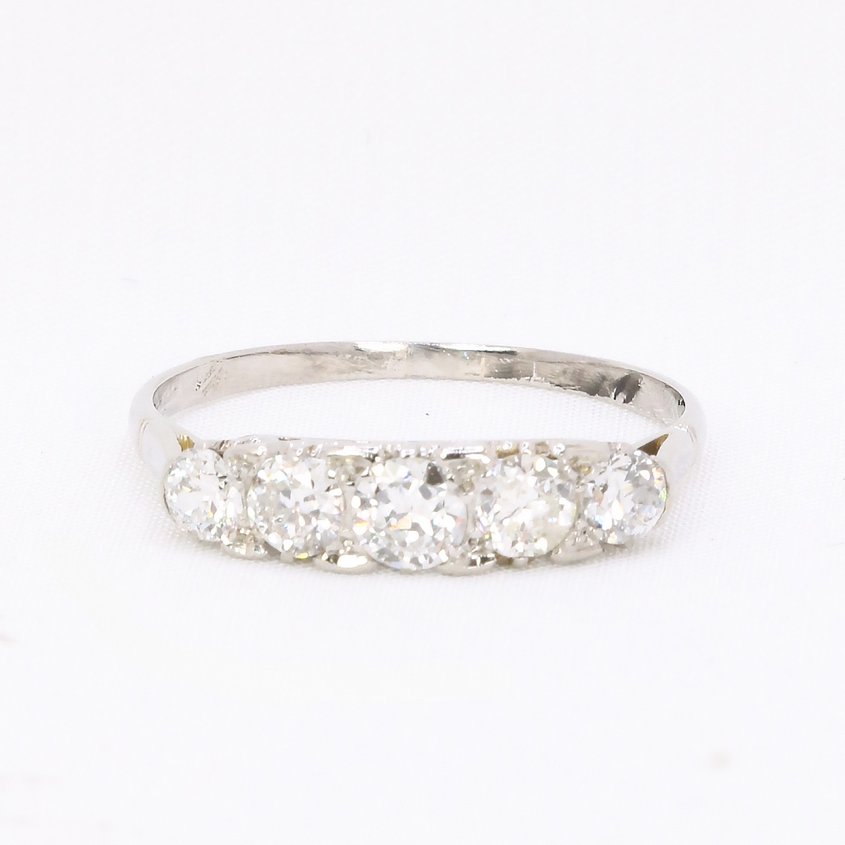 Bague jarretière Art Deco diamants
