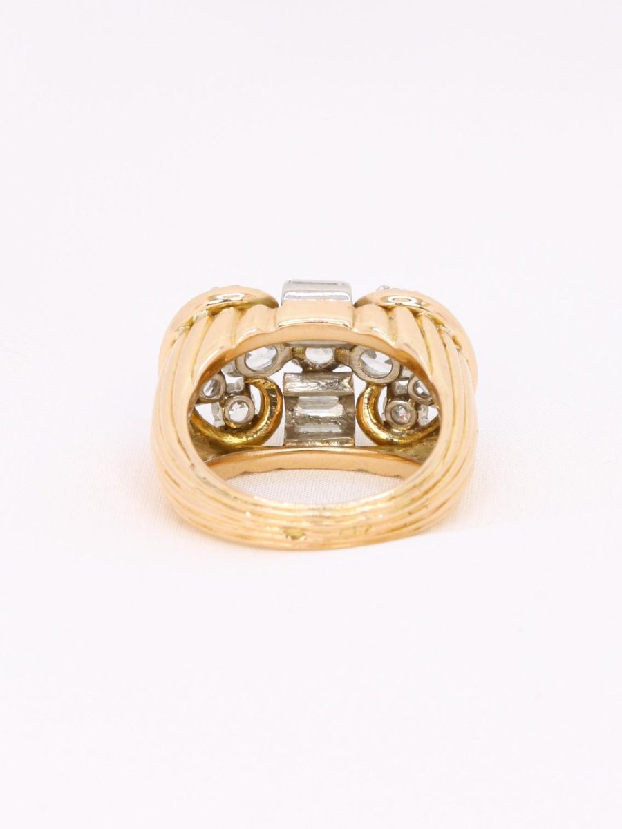 Vintage Gadrooned Yellow Gold Diamond Ring-photo-2