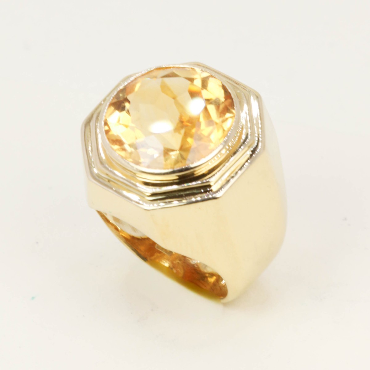 FRED Bague chevaliere or jaune citrine 7 carats