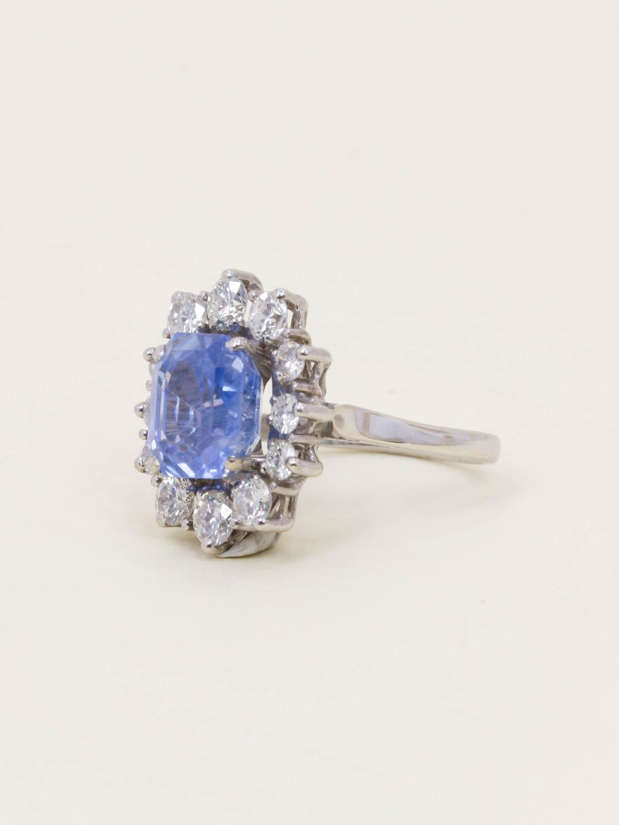 5-carat Sapphire And Diamond Cluster Ring-photo-2