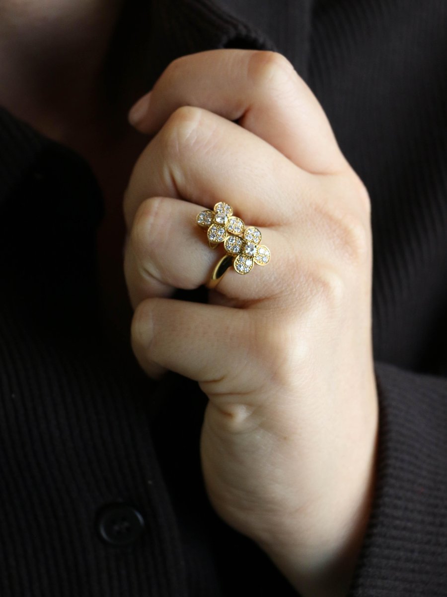 Van Cleef & Arpels Yellow Gold And Diamonds Double Clover Ring-photo-2