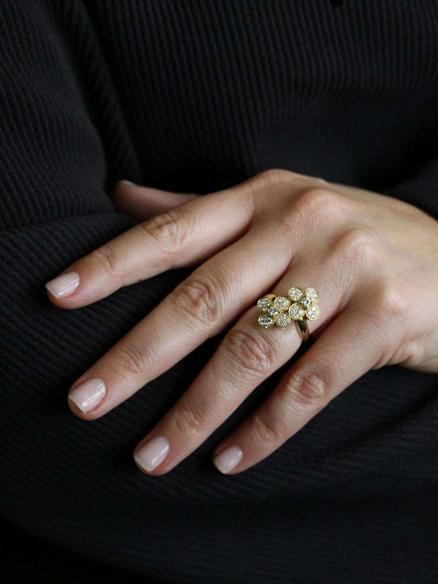 Van Cleef & Arpels Yellow Gold And Diamonds Double Clover Ring-photo-5