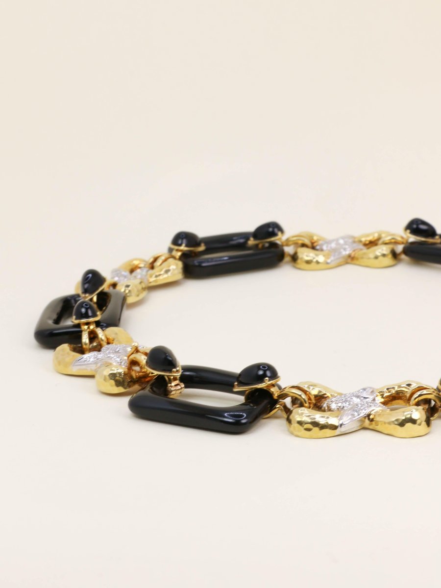 Yellow Gold Transformation Necklace With Onyx And Diamonds-photo-4