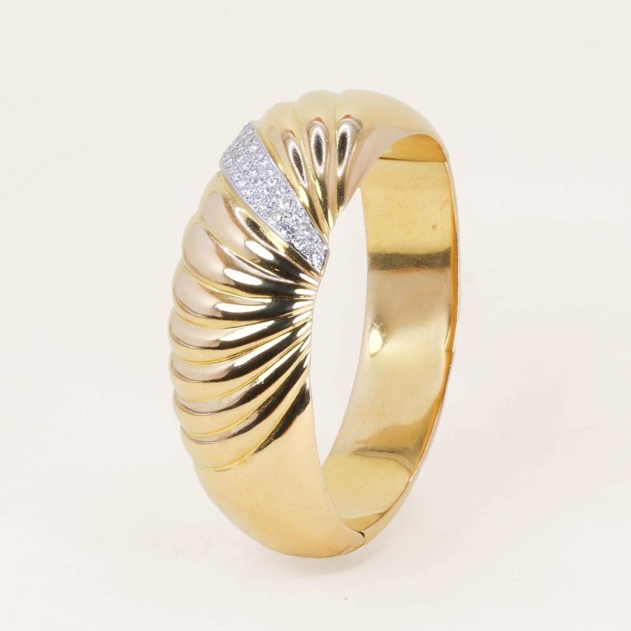Bracelet jonc coquillage or jaune diamants années 1960