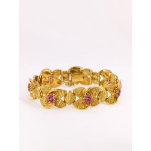 Vintage Flower Bracelet In Amati Gold And Ruby