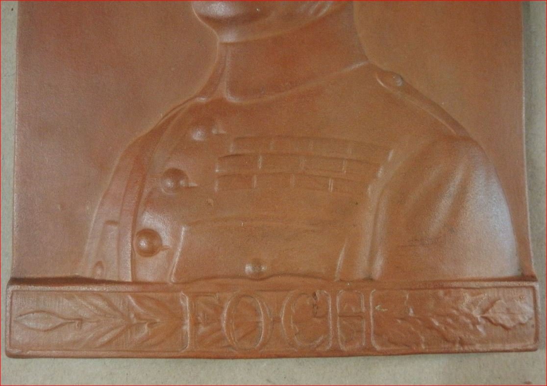 portrait du maréchal Foch en terre cuite-photo-1