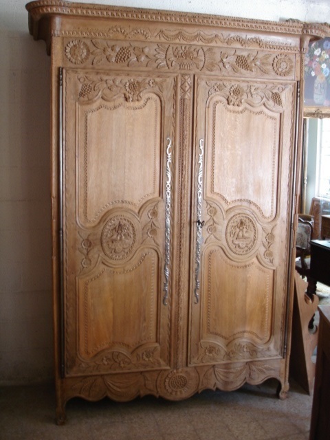 Armoire Normande.