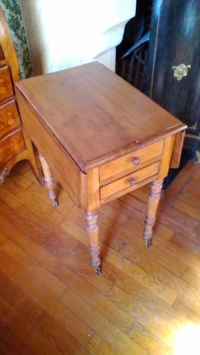 Oak Bedside Table With Flaps-photo-1